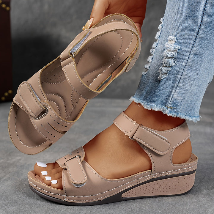 Maggie | Trendy Orthopaedic Sandals